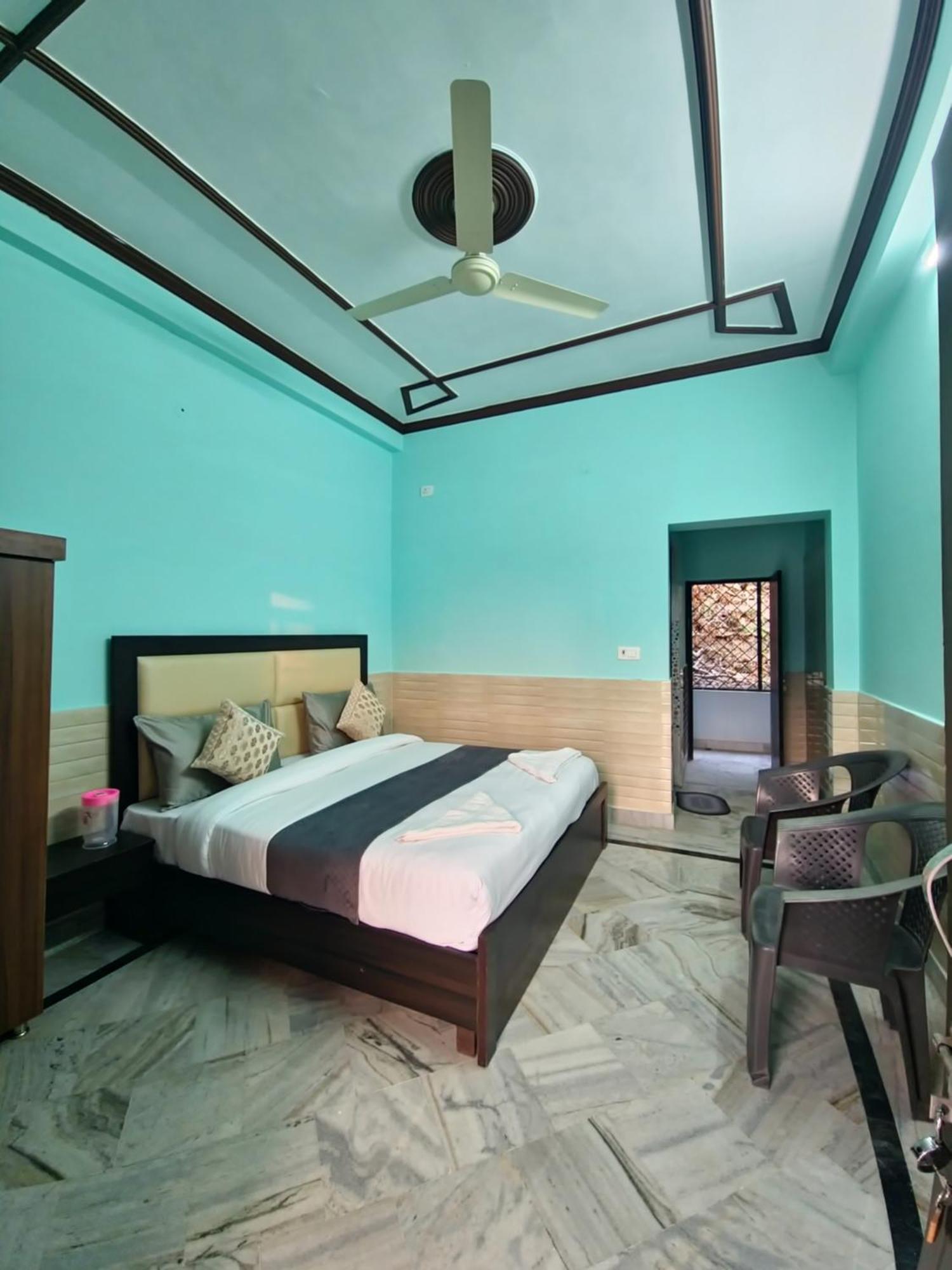 Karwaan Homestay Rishīkesh Buitenkant foto